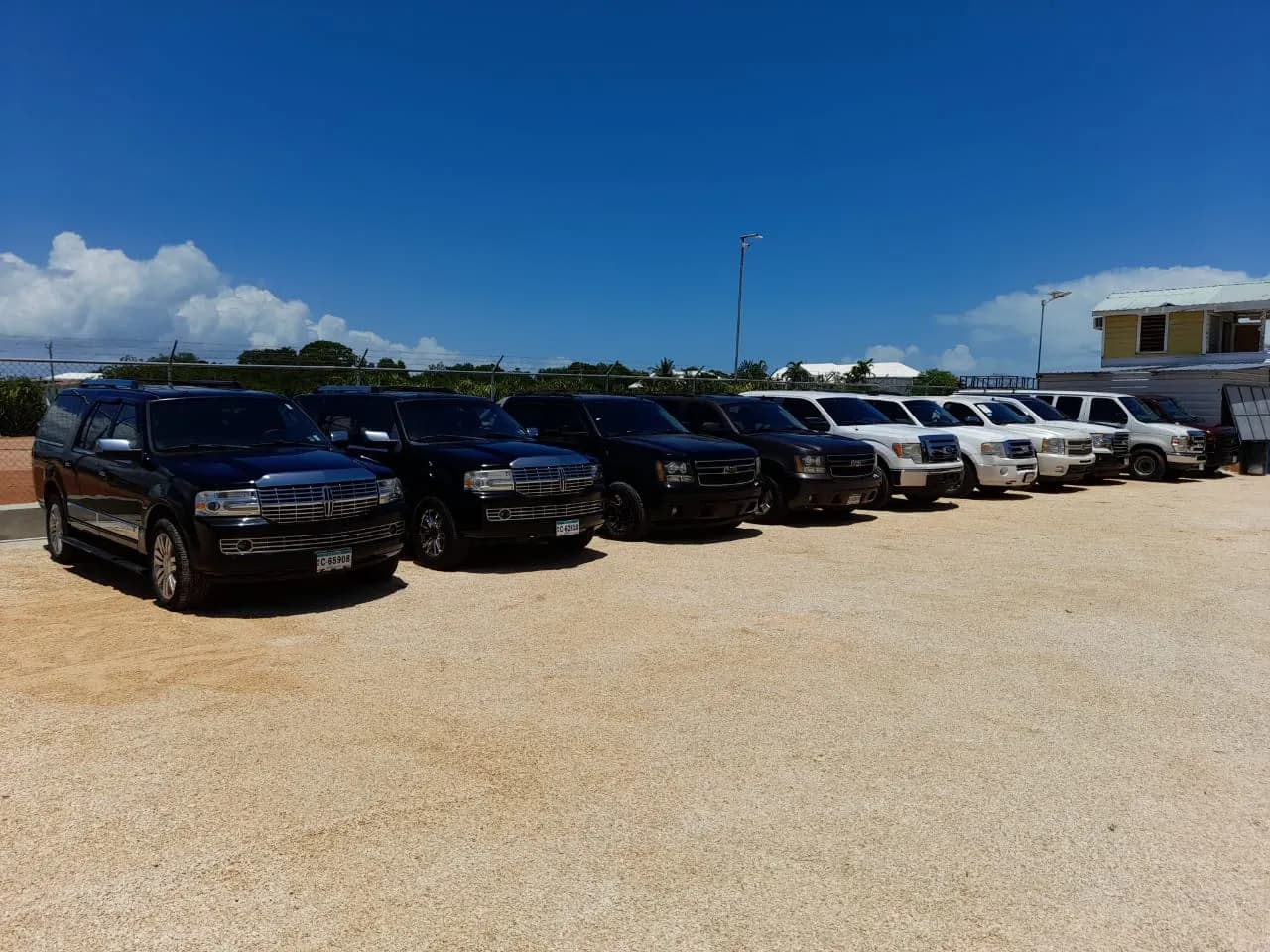 Tropical Car Rental fleet 8